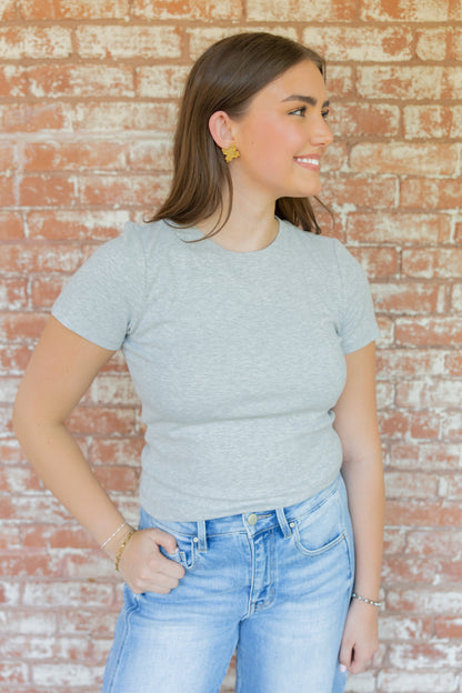 Gray Casual Short Sleeve Fitted Tee